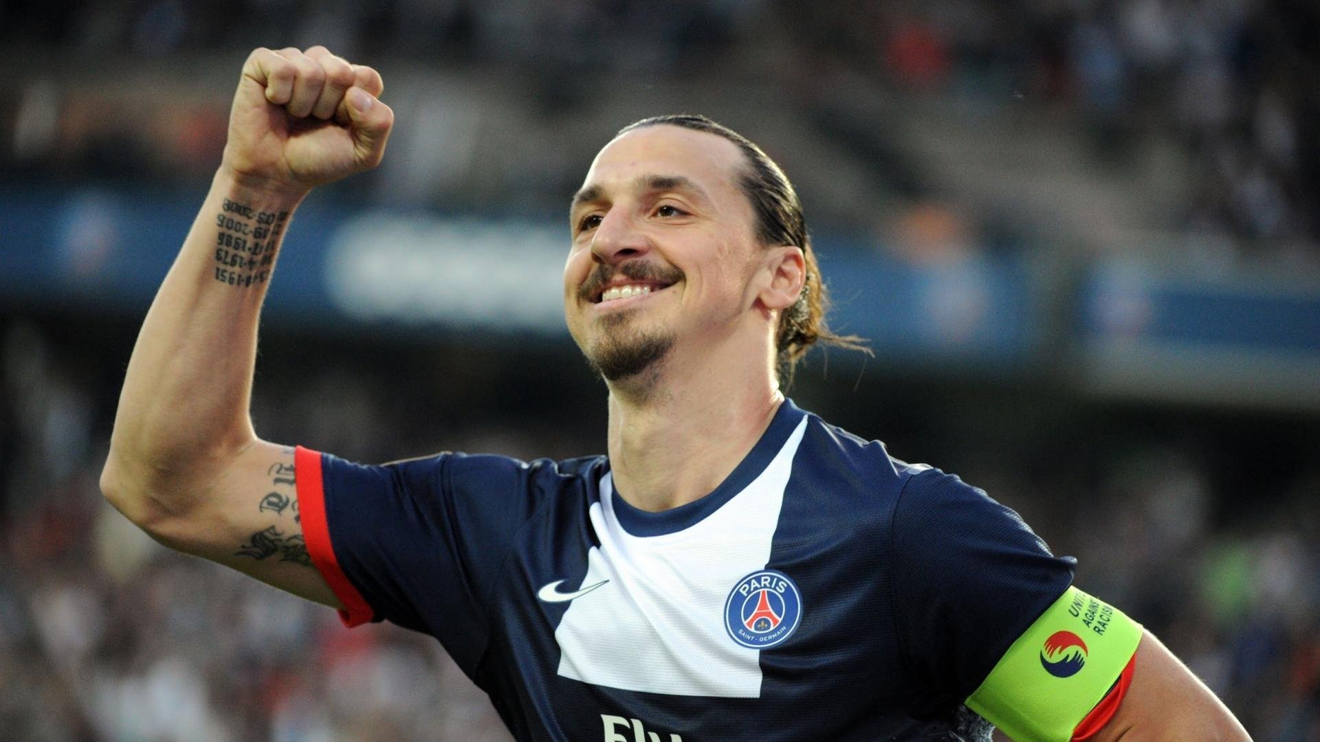 开云体育官方-足球城市马拉松结合，体育氛围浓厚，城市马拉松意义何在